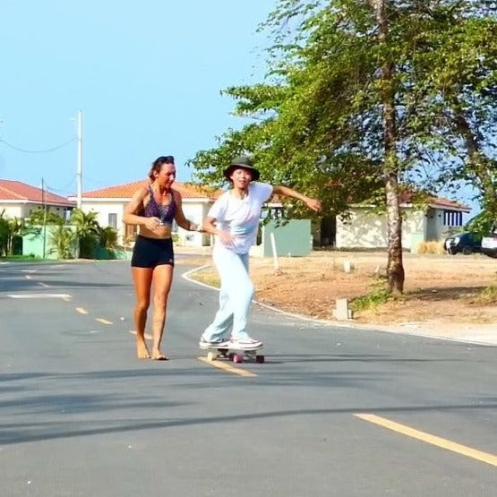 Venao Surf School. Surf Skating Lesson in Playa Venao