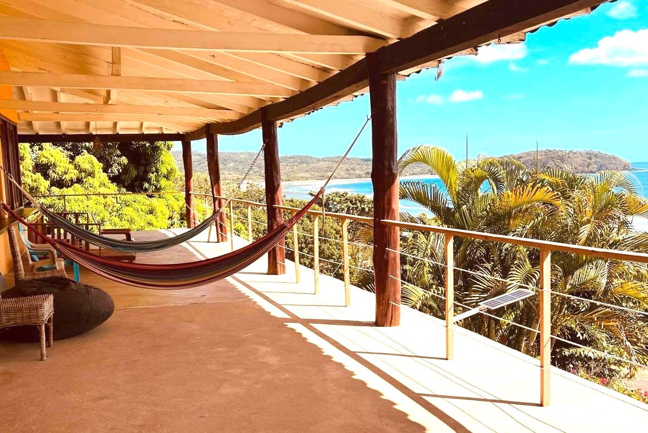 Venao Surf School. Surf Camp Accomodation